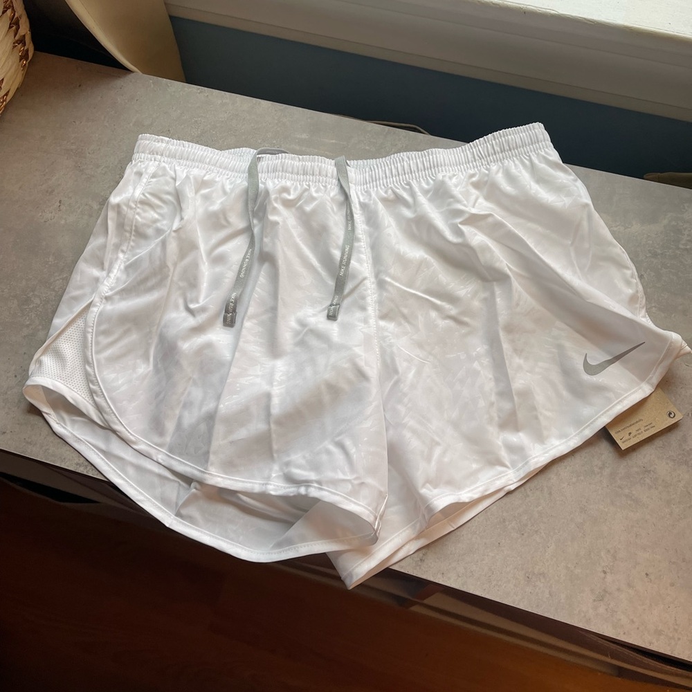 NIKE DRI FIT SHORTS